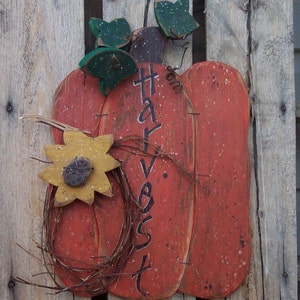 Harvest Pumpkin Wood Craft Pattern with Sunflower for Fall and Thanksgiving