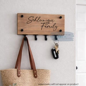 Personalized Family Name Key Holder: Engraved Acrylic & Wood Wall Rack