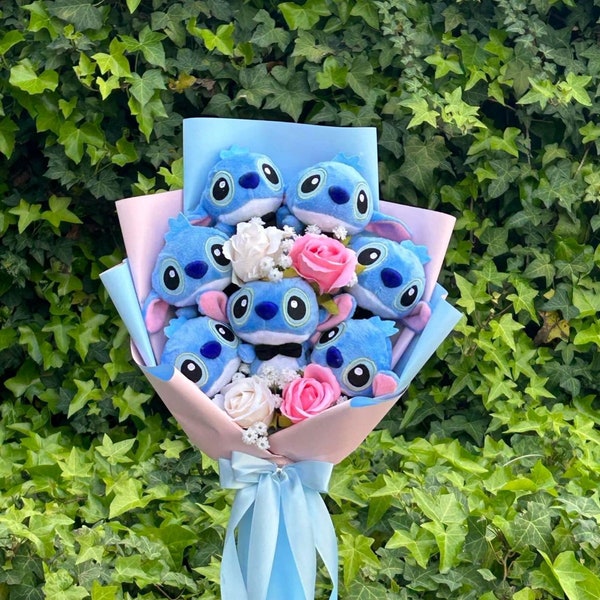 7 Plushies Bouquet. Blue Bouquet. Birthday gift. Valentine's day gift. Graduation Day gift. The doll stand is not included.