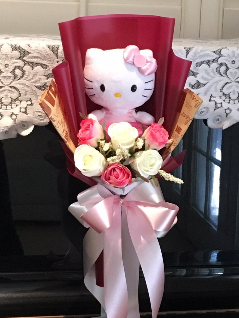 Hello Kitty Flowers Bouquet Burgundy.