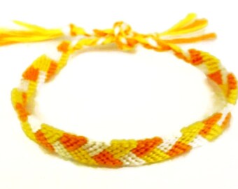 Halloween Candy Corn gekleurd gevlochten patroon Macrame borduurwerk vriendschapsarmband, Halloween vriendschapsarmband