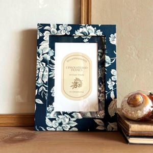 Blue and White floral Fabric Wrapped Picture Frame  5x7 matted for 4x6, China Blue and White fabric covered Frame