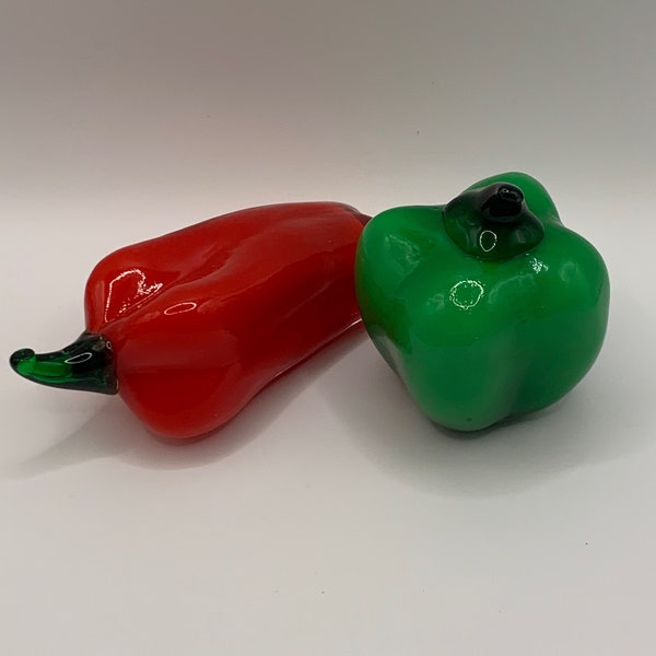 Red Art Glass Pepper