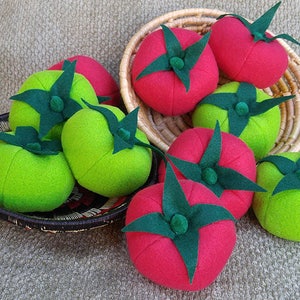 Tomato catnip toys. image 3