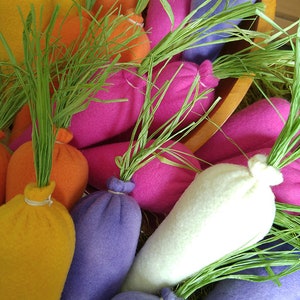 Yellow Carrot catnip toys. image 3