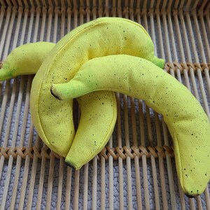 Banana catnip toys. image 3