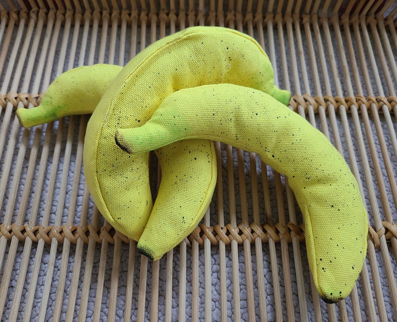 Banana catnip toys. image 3