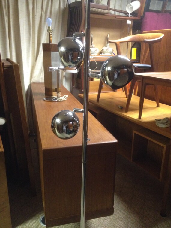 mid century eyeball lamp