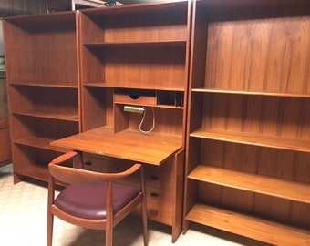 Danish Modern Vintage Teak bookcase desk wallunit HANS WEGNER