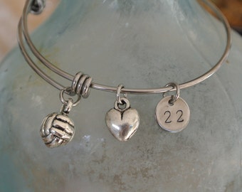 Volleyball bracelet // volleyball charm // heart // personalized number // Volleyball team gift // Stainless Steel Bracelet