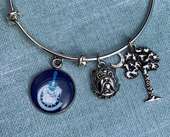 SAME DAY ** FREE ** POSTAGE BULLDOG HANDMADE CHARM BRACELET /& GIFT BAG
