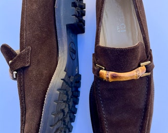 Mocassini vintage GUCCI in pelle scamosciata con fibbia in bambù/Marrone/Taglia 6