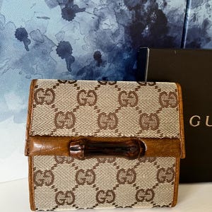 Gucci - Tan & Beige Monogrammed Tri-fold Vintage Wallet w/ Bamboo Detailing Gucci - Tan & Beige Monogrammed Tri-fold Vintage Wallet w  main image 3