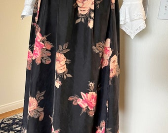 Vintage Laura Ashley Silk Boho Romantic Floral Maxi Skirt/Romantic Roses/100% Silk /Vintage Size 12