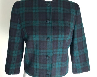 Vintage Pendleton Tartan Virgin Wool Jacket /Cropped and Tailored Fit/size woman Small/Made in Portland Oregon, USA