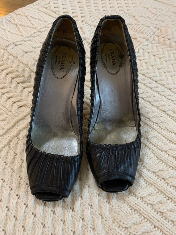 Vintage Prada Peep Toe Ruche Heels, size 36.5, Bla