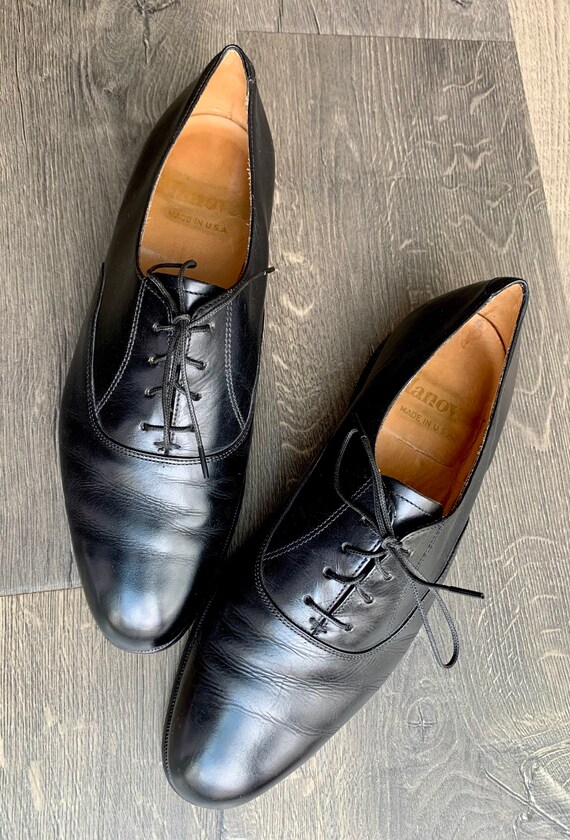 Vintage Hanover Womans Lace up Wing Tip 