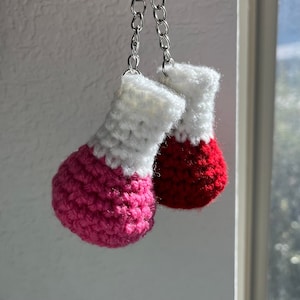Erlenmeyer Flask Keychain, Chemistry Keychain, Crochet Lab Flask, Science Teacher Gift, Gift for Teacher, Med Student Gift, Lab Tech Gift