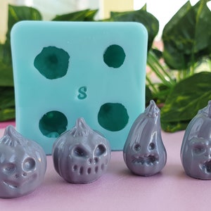 4 pcs Pumpkin with Scary Face 3D Mold, 2 cm, for Epoxy Resin, Polymer Clay. Wax, Soap, Plaster...