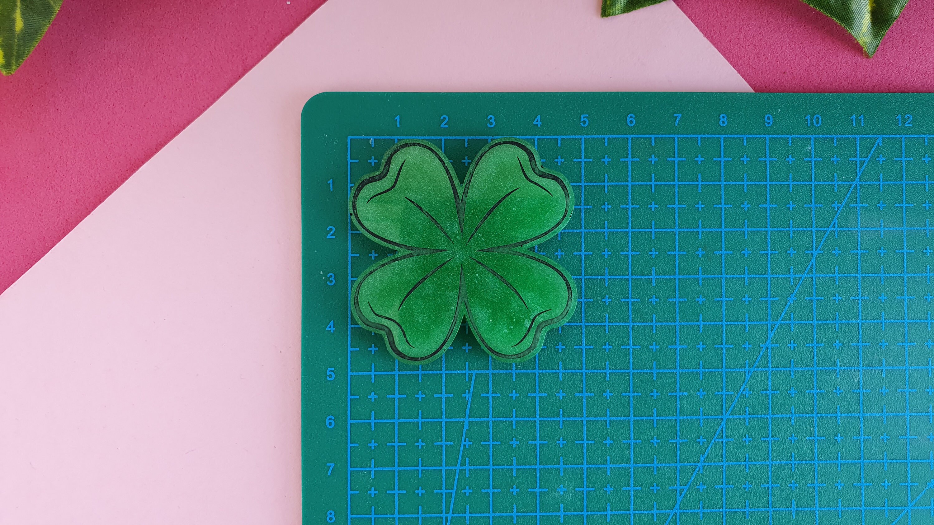 Molde De Silicona Para Trébol De 4 Hojas 3D - Para Jabón, Chocolate, Velas Y Pasta De Azúcar, Reutilizable