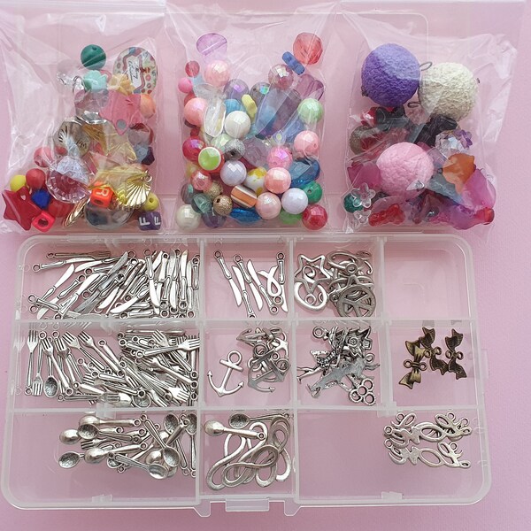 Perline mix, minuteria gioielli, miniature posate, perle di plastica,perline colorate