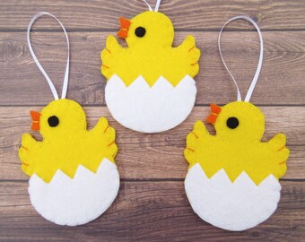 Set of 3 hatching chick ornaments, cute baby chicken decorations, easter chick hanging ornament, spring chicken hatching egg baby bird