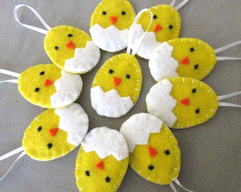 10 hatching chick ornaments, Easter chick decorations, cute easter egg decor, spring party favors, yellow baby bird ornies, baby animal
