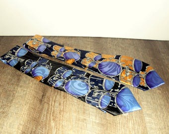 DRUMS ON BLACK NEW NOVELTY TIE