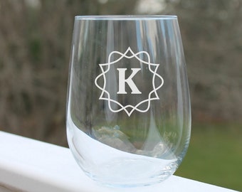 Custom Etched Stemless Wine Glass: Personalized Initial Monogram