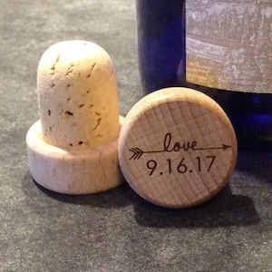 Engraved Wine Stopper, Wooden Wine stopper, Wedding Gift, Cork, Wedding Favor, wine gift, wine cork