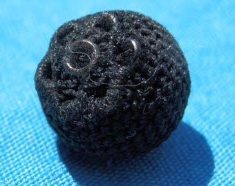 Antique Thread Floral Button