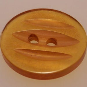 Vintage Applejuice Bakelite Buttons