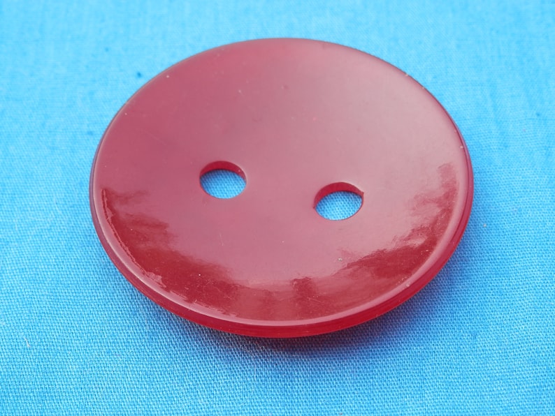 LG Vintage Button Red or Black