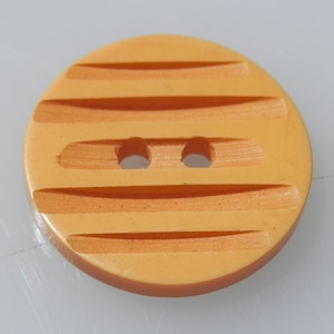 Vintage Grooved Bakelite Buttons