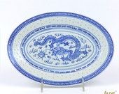 Vintage Dragon Platter, Chinese Blue and White, quot Rice Eyes quot . Excellent Condition.