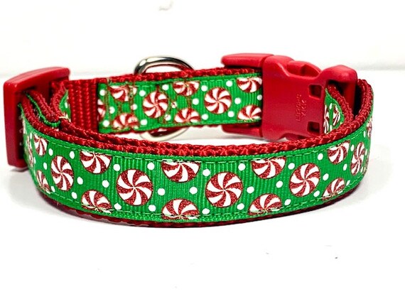 Etsy christmas dog collars hotsell
