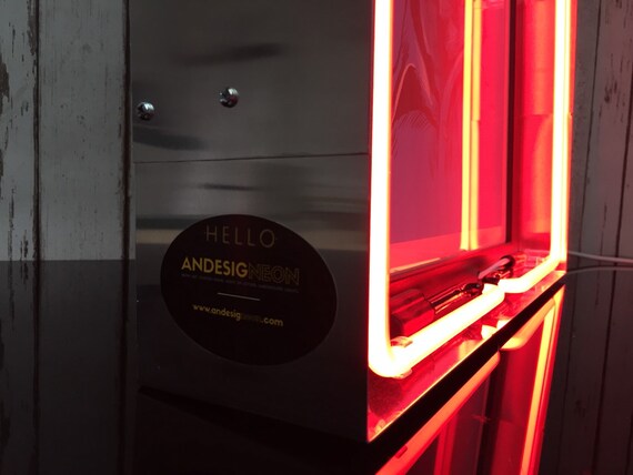 Light Up Picture Frame With Neon Sorrund