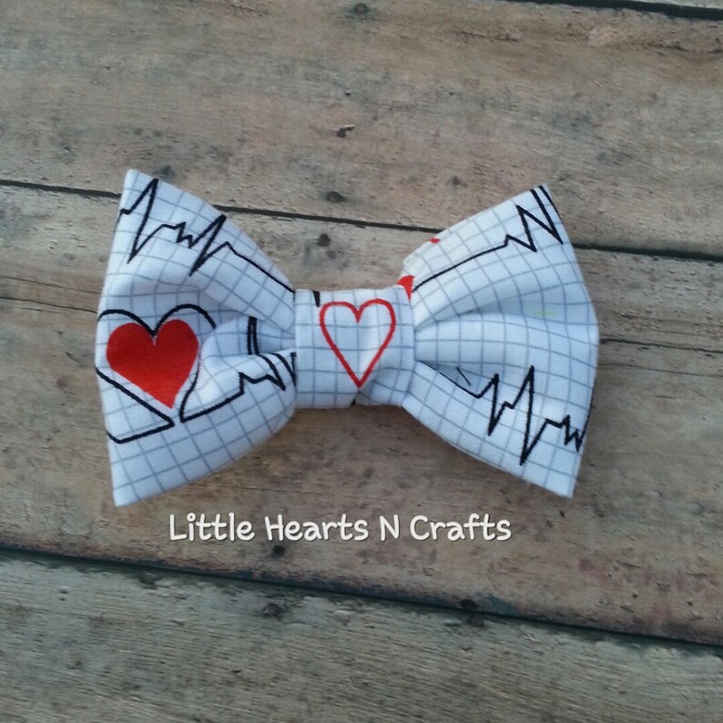 Child/'s Heart Warrior Mended Heart EKG CHD Bow Tie