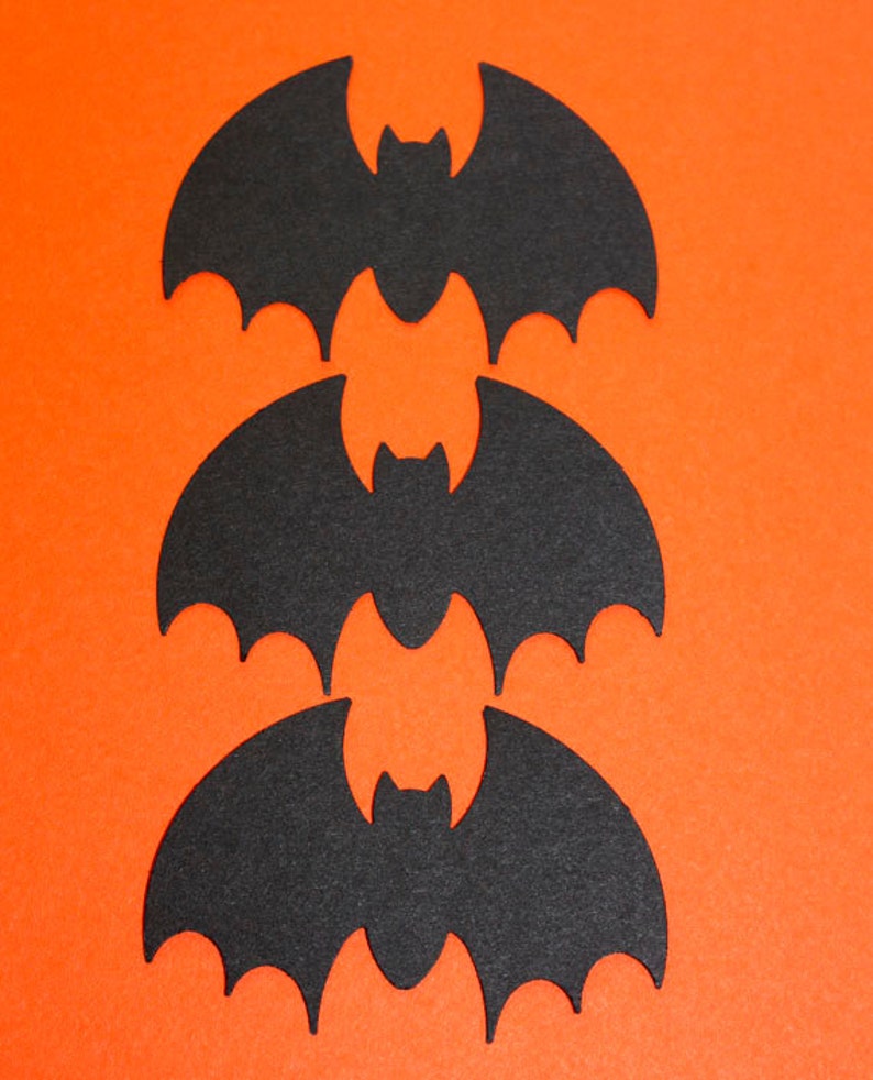 25 Halloween Bat Die Cut Black Paper Bats Decoration Vampire Etsy
