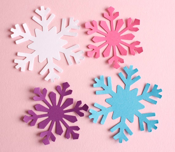 Christmas Snowflake Confetti Decoration- 1500pcs | Snowflakes Frozen Party Confetti | Winter Wonderland Birthday Baby Shower Wedding Sequins