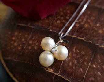 Vintage Sterling Silver Pearl Cluster Necklace with Diamond