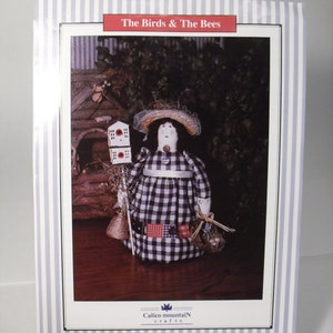 The Birds and the Bees - 8&quot; Pattern - Calico Mountain Crafts - 1994