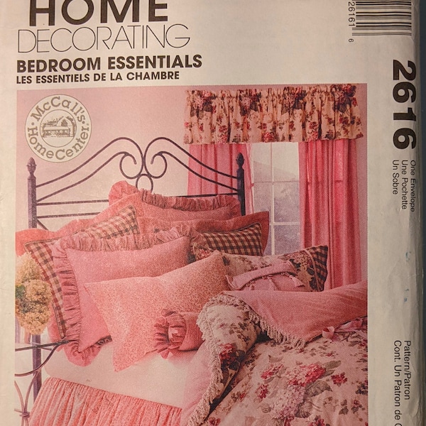 Uncut McCalls Home Decorating Pattern #2616 - Quilt, Dust Ruffle and Pillows - 2000