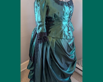 1886 Emerald Green Taffeta and Black Lace Victorian Dinner/Evening Gown