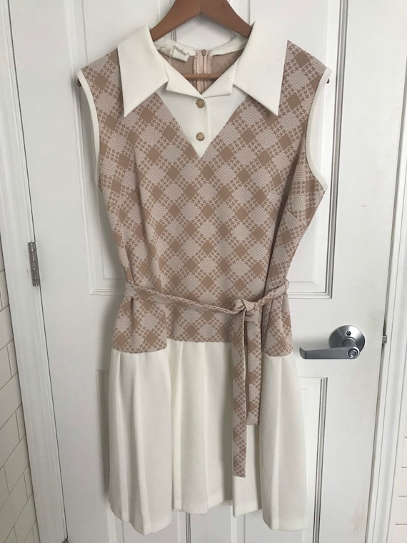 1960s 1970s drop waist tan and White dress - A Preferred Fashion size M/L 1960s 1970s drop waist tan and White dress - A Preferred Fashion size M/L