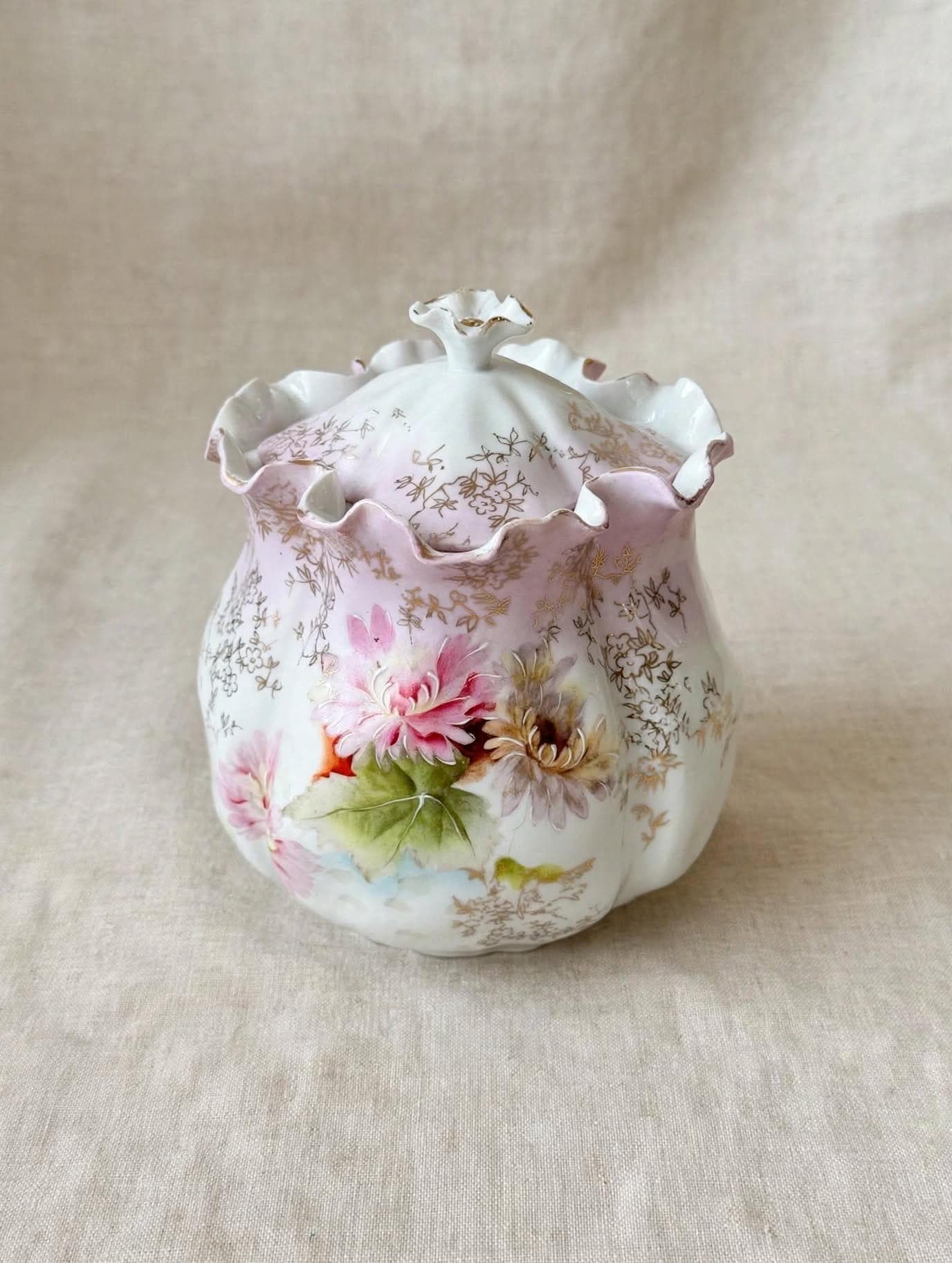 Vintage Cookie Jar 1900 - Etsy