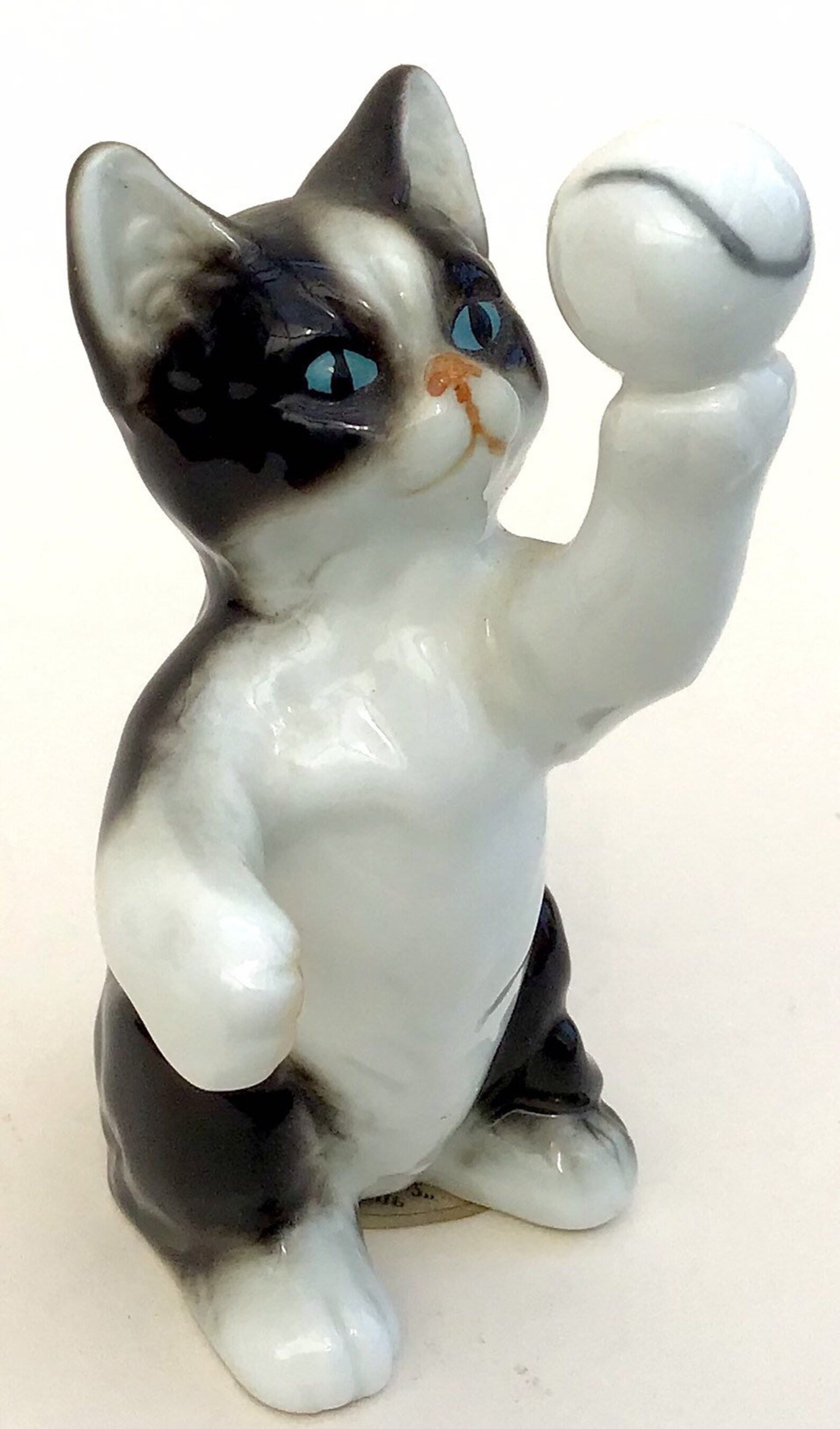 danbury mint cats of character collection