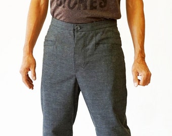 PANTS MEN with diagonale pockets, classic button closure