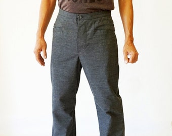 MEN PANTS with diagonale pockets, classic button closure