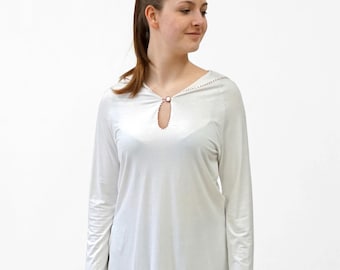 CUSTOM T-SHIRT with sailor collar, embroidered with beads